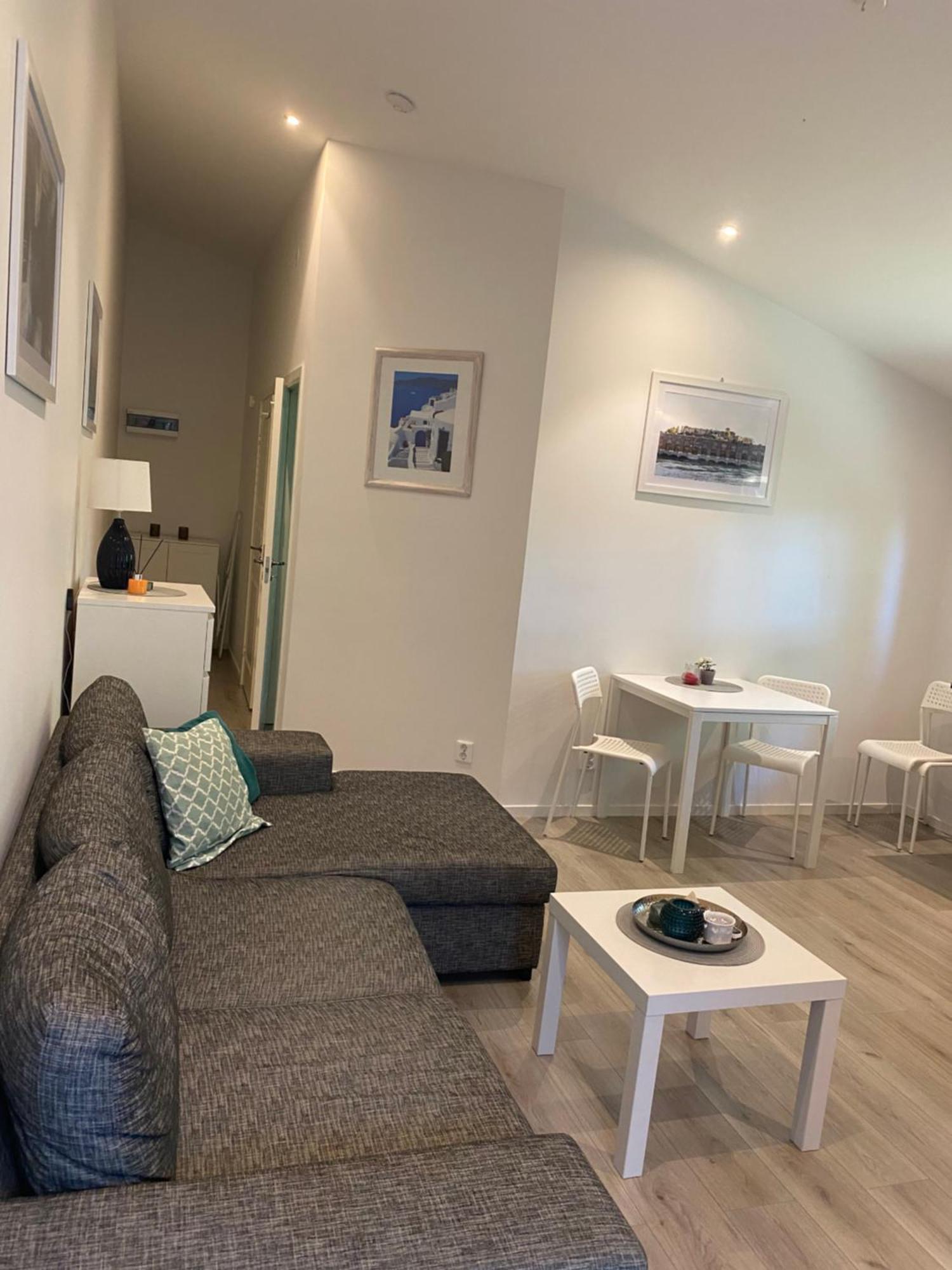Sjoelanda Apartment Sjuntorp Luaran gambar
